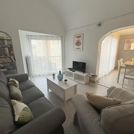 Lägenhet Spacieux Duplex Sur Le Port *